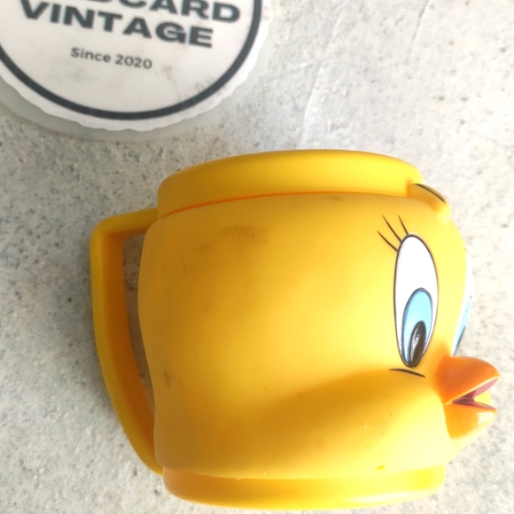 Looney Tunes 3D Tweety Bird Coffee Mug from 1992 - Picture 3 of 6